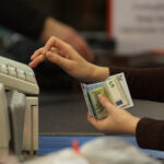 Didėjant gyventojų pajamoms