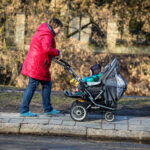 Sausį įsigaliojusios įstatymo pataisos palengvins vaikus auginančių šeimų dalią, tačiau, kaip paaiškėjo, ne visų.