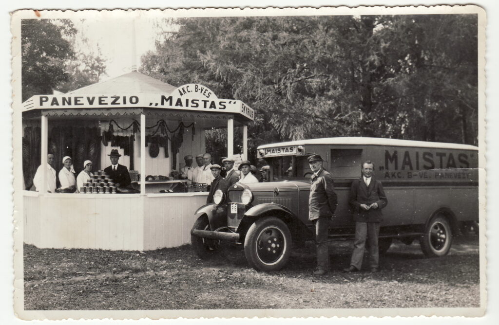 Kartais tai, kas kuriama dešimtmečiais, sunaikinama per mirksnį. Taip nutiko ir kai kurioms Panevėžio įmonėms.