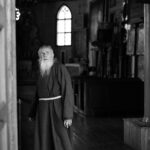 Paberžė – ne tik 1863-iųjų sukilimo lopšys. Ji visiems laikams liks susieta su nepaprasta asmenybe, savo charizma ir dvasingumu net sovietmečiu traukusia žmones į Kėdainių kraštą: Tėvu Stanislovu, daugelio švelniai vadintu tiesiog Tėveliu.