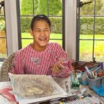 Kurčios ir sunkios formos cerebriniu paralyžiumi sergančios 16-metės Tjili tėvai atsisakė dar kūdikystėje.