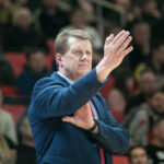 Auksinės 2003-iųjų krepšinio rinktinės vedlys Antanas Sireika neabejoja, kad dabartinė nacionalinė komanda šiemet yra pajėgi pakartoti auksinį žygį Senojo žemyno pirmenybėse.