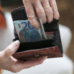 Nuo metų pradžios įsigalioja nemažai svarbių pokyčių, turėsiančių įtakos kone kiekvieno tautiečio piniginei.