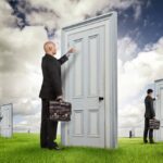 Ministerijos iniciatyvos sveikatinti Lietuvą vis sunkiau prasibrauna pro tautos užkardą.