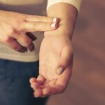 Pulso diagnostika tradiciškai laikoma kinų bei Tibeto medicinos sritimi, nors jos naudą pripažįsta ir oficialiosios medicinos atstovai.