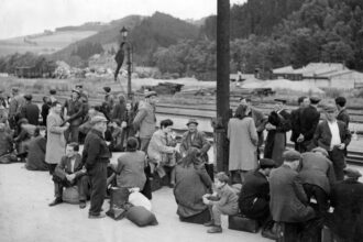 Karas ir okupacija išskyrė daugybę lietuvių šeimų ir ne vienos jų nariams daugiau nebuvo lemta susitikti.