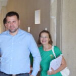 Argentinos lietuvių bendruomenės valdybos pirmininkas, lietuviškos radijo valandėlės vedėjas, tautinių šokių ansamblio „Nemunas“ vienas iš vadovų – tai tik maža dalis Argentinoje gimusio lietuviškų šaknų turinčio Chuano Ignacijaus Fourmento Kalvelio veiklų ir titulų.