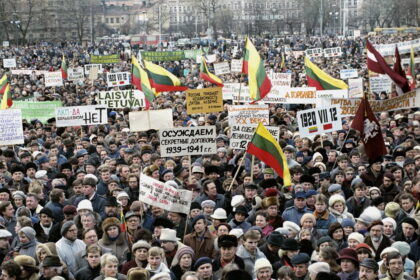 Devintojo dešimtmečio pabaiga pažymėta svarbiais įvykiais, įkvėpusiais Baltijos šalis išsivaduoti iš sovietinės priespaudos ir atkurti valstybingumą.