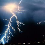 Šio mėnesio kalendoriuje yra net dvi dienos, susijusios su vienu paslaptingiausių gamtos reiškinių – perkūnija. Liepos 20-ąją minėta Perkūno, o 29-ąją bus germanų, anglosaksų ir skandinavų švęsta Griaustinio diena.