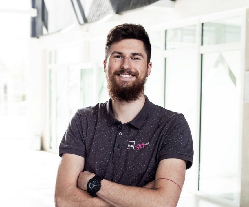 Garsiosios NASA kosminių tyrimų agentūros durys šiais metais plačiai atsivėrė keturiems studentams iš Lietuvos.