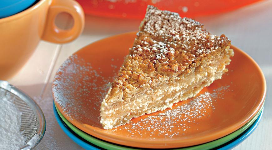 Manų pyragas su obuoliais