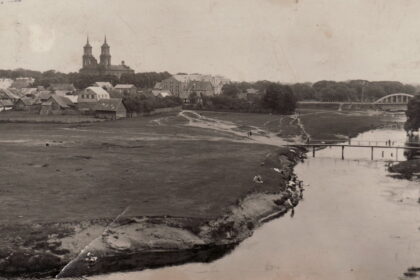 Vienas šaltinių, sekančių Panevėžio pulsą, visais laikais buvo ir yra spauda, aprašanti, kuo ir kaip gyvena miestiečiai.