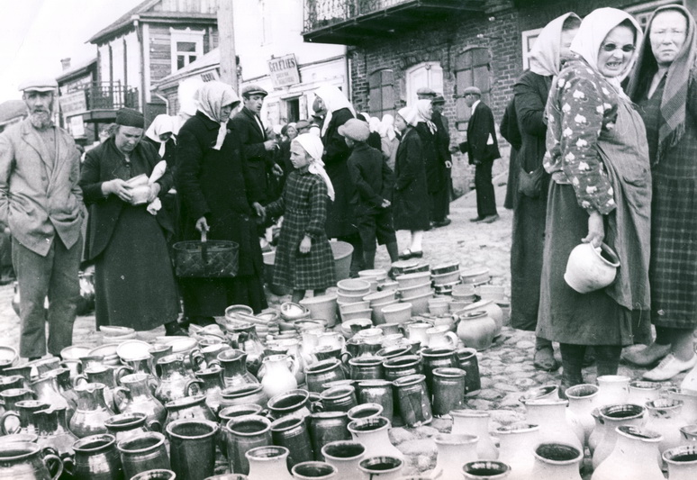 Kupiškio Turgaus aikštė, 1935-ieji. BALIO BURAČO/KUPIŠKIO ETNOGRAFIJOS MUZIEJAUS ARCHYVO nuotr.