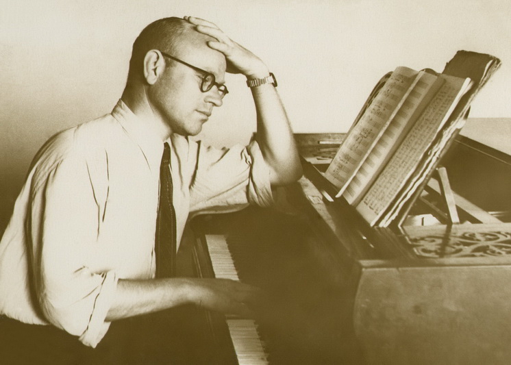 Archyvuose saugomas Antano Belazaro kūrybinis palikimas. Šiuos dokumentus muziejui dovanojo muziko žmona Veronika Belazarienė. PANEVĖŽIO KRAŠTOTYROS MUZIEJAUS FONDŲ nuotr.