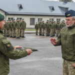 Po dvejų metų griežtų pandemijos ribojimų šv. Velykas pagaliau sutinkame artimųjų apsuptyje. Tik ne taip džiaugsmingai, kaip vylėmės.