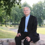 Praėjusio amžiaus 7-ajame dešimtmetyje subrendęs kryptingas Bažnyčios pasipriešinimas sovietiniam režimui Lietuvoje davė pradžią lemiamam kovos už nepriklausomybės susigrąžinimą etapui.