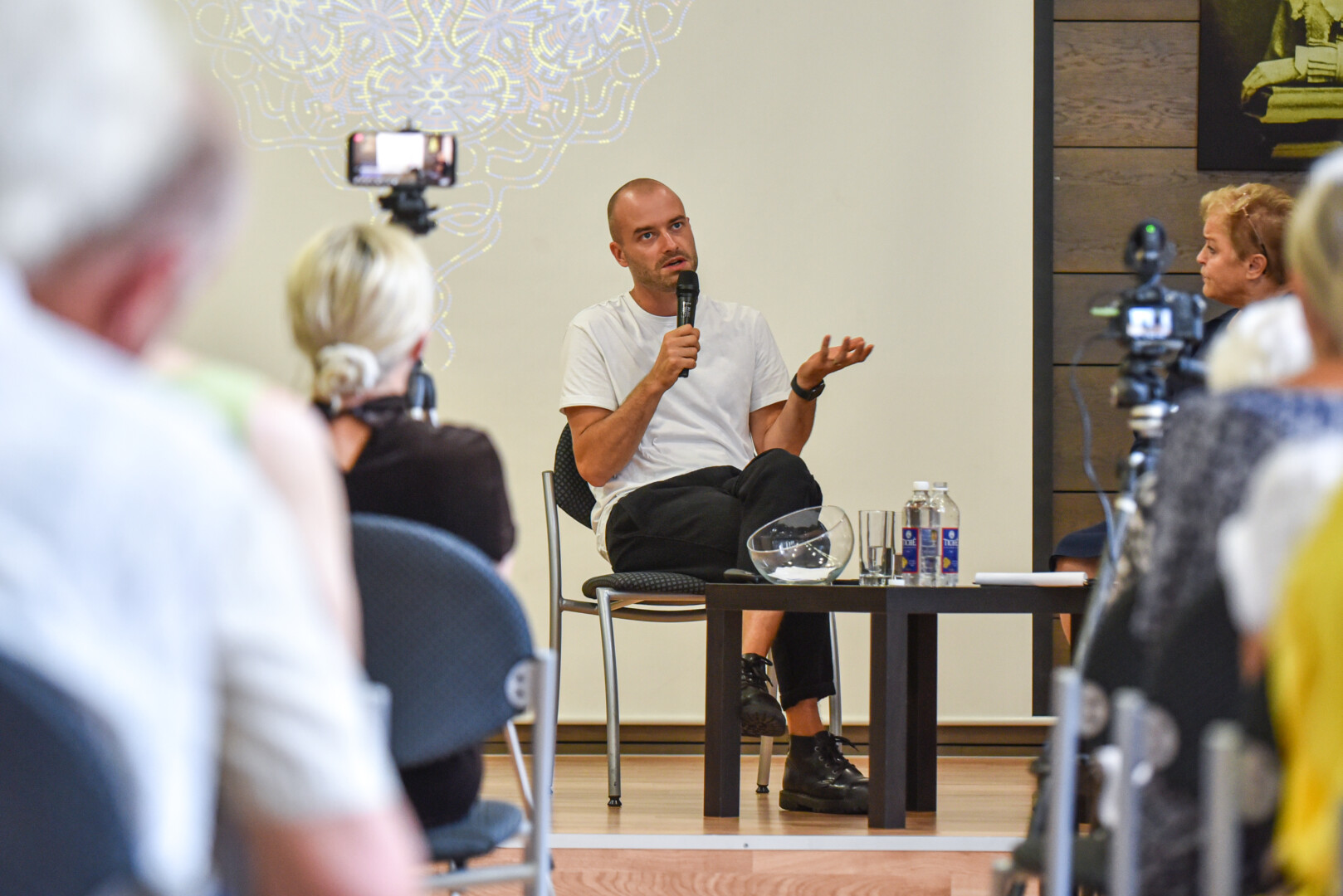 Aleksandras Špilevojus panevėžiečiams linki kantrybės mokantis priimti naujas teatro formas. P. ŽIDONIO nuotr.