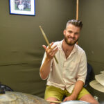 Karolis Jurgaitis, ko gero, yra vienas jauniausių pedagogų Panevėžyje. Bet atsidavimo darbui jam galėtų pavydėti ne vienas senbuvis.