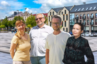 XXI amžiaus realybė: vien Europos Sąjungos valstybės išmeta 2500 milijardų tonų šiukšlių per metus, o vienam žmogui tenka 487 kilogramai atliekų per tokį patį laikotarpį.