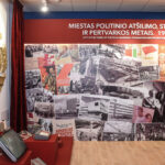 Tai, kas sovietmečiu buvo viešai deklaruojama, neatspindėjo to, ką žmonės matė, jautė ir iš tikrųjų manė. Už sistemos sukurto oficialaus fasado visada slypėjo nematomoji jos pusė.