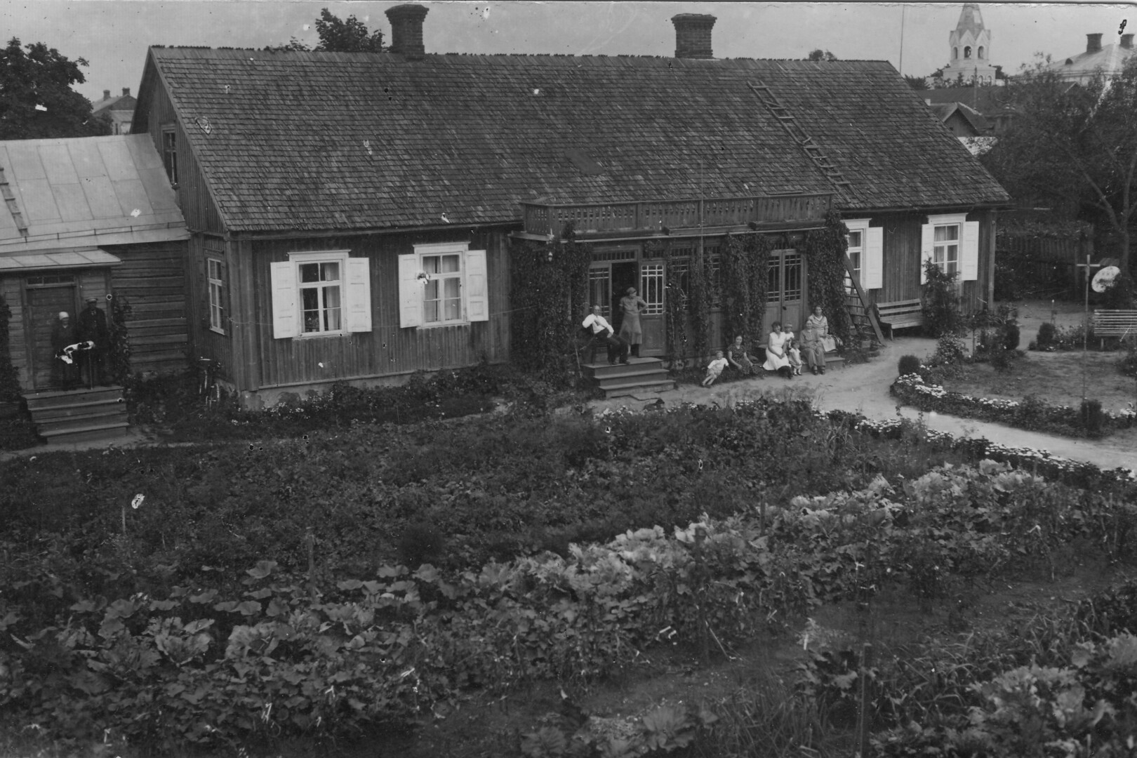 J. Rinkevičiaus namas Panevėžyje, Klaipėdos gatvėje. XX a. 4 deš. PANEVĖŽIO KRAŠTOTYROS MUZIEJAUS fondų nuotr.