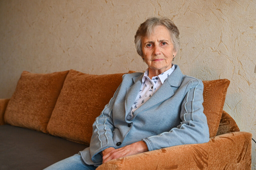 Sovietams nereikėjo daug priežasčių paskelbti žmogų priešu. Į Sibirą trėmė ir suaugusiuosius, ir mažus vaikus. Net ir žemės neturėjimas neapsaugojo nuo tremties. Užteko, kad kam nors nepatiko žmonių darbštumas.