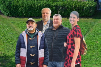 Grybavimas juokais Lietuvoje pakrikštytas viena iš nacionalinių sporto šakų – jei tik jo entuziastų godumas nesunaikins pamėgto užsiėmimo olimpinės dvasios. Šią savaitę „Panevėžio balsas“ panevėžiečių klausia, ar jie mėgsta rinkti grybus. O dar – ar valgo grybų patiekalus? Gal turi ir savo mėgstamiausią?