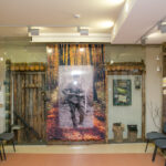 Ką iš tiesų teko patirti Lietuvos partizanams, metų metus gyvenusiems miškuose išraustuose bunkeriuose ir nuolatinėje įtampoje, šiandienos žmogui sunku ir įsivaizduoti. Prabanga buvo net tokie įprasti dalykai kaip maisto įsigijimas, jo ruošimas, patalpų šildymas ir net oras, kuriuo kvėpuojama, supant sovietų saugumui ar gyvenant visiškos konspiracijos sąlygomis. Tą liudijo ir užrašyti Panevėžio krašto partizanų prisiminimai.