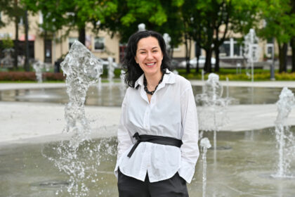 Choreografė, šokių studijos Panevėžyje įkūrėja Ugnė Zanevičiūtė-Audejeva meilę šokiui prisiekė prieš daugiau nei du dešimtmečius. Jei Panevėžyje ir yra jos nepažįstančiųjų, apie ją negirdėjusių turbūt neatsirastų.