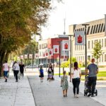 Nuo miesto, tarpukariu garsėjusio malūnais, spiritu, alumi, sovietmečiu išgyvenusio teatro aukso amžių, nepriklausomybės metais ilgai bandžiusio atsikratyti prilipdytos Čikagos etiketės, iki šių dienų tikros Aukštaitijos sostinės su jau toli matoma meno, kultūros karūna.