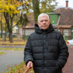 Panevėžietis 76-erių Vilius Masilionis sulaukęs garbaus amžiaus atrado antrą jaunystę – su daina ir eilėraščiu. Choristas net dviejuose Panevėžio choruose, dar viename ansamblyje dainuoja, literatų klubo narys, dviejų poezijos knygų autorius ir nuolatinis kultūros renginių lankytojas – Vilius įrodo, kad kūryba nesusijusi su amžiumi. Senjoro dienos pilnos muzikos ir bendrystės, o kiekvienas vasaros penktadienis jam buvo naujo eilėraščio šventė.