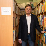 Tarpukariu veikusi Lietuvos tautinio jaunimo sąjunga „Jaunoji Lietuva“ atsikūrusi Atgimimo metais virto savotišku jaunimą išjudinusiu varikliu. Panevėžio „Saulėtekio“ progimnazijos ir „Minties“ inžinerijos gimnazijos geografijos mokytojas Saulius Kurnickas į jaunalietuvių gretas įsitraukė dar mokydamasis paskutinėse vidurinės mokyklos klasėse ir tapo vienu aktyvių Atgimimo laikotarpio liudininkų bei dalyvių.