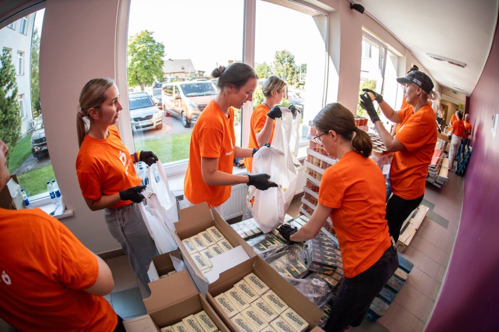 Net ir gyvenant įprastomis sąlygomis, be karų ar stichinių nelaimių, daliai visuomenės reikalinga parama maistu. Įvykus didelio masto nelaimei, žmonių, kuriems prireiktų tokios pagalbos, padaugėtų kelis kartus.